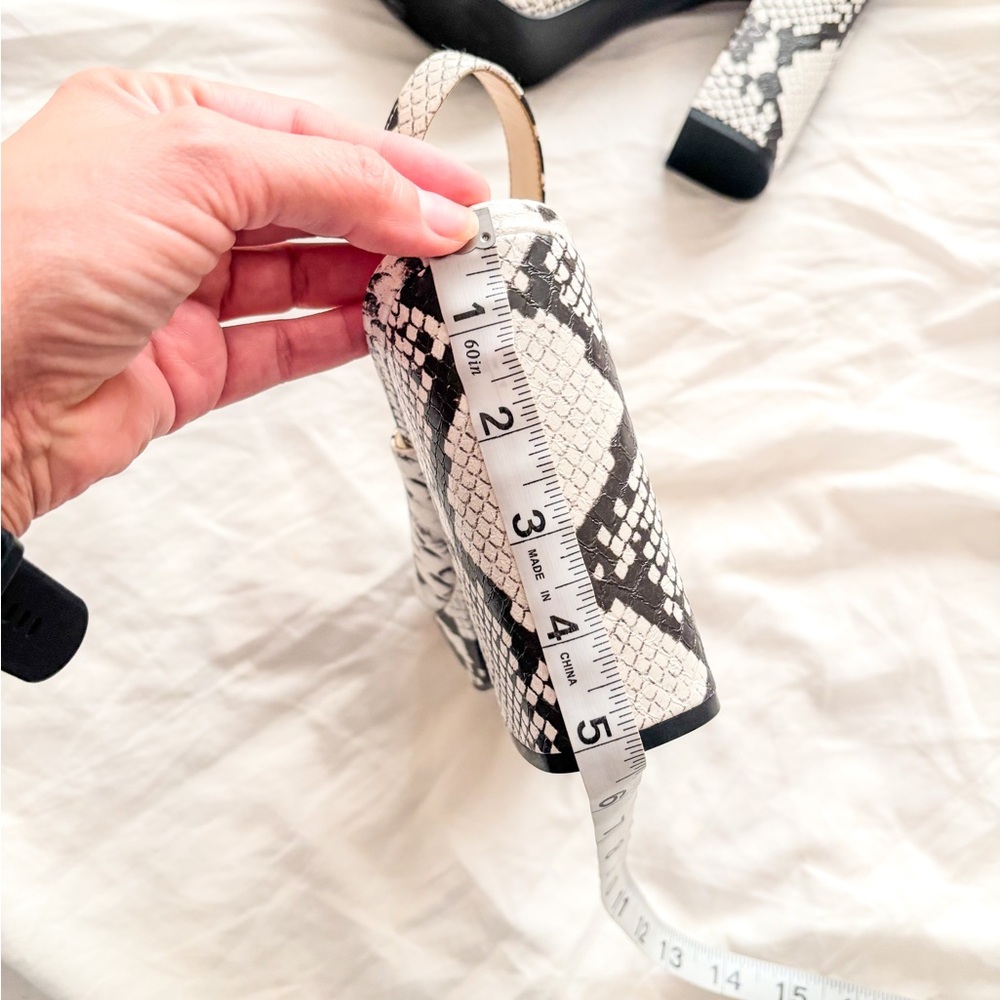 Snakeskin Patterned Heels - Picture 3 of 8